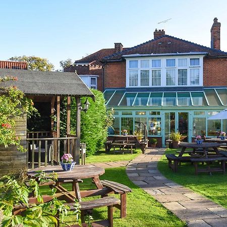 The Lawns Hotel Holt  Extérieur photo