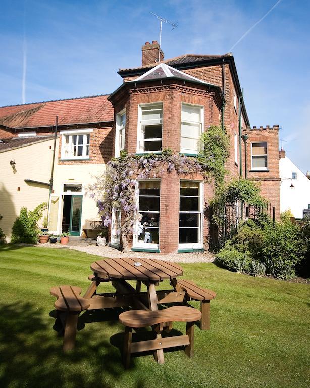 The Lawns Hotel Holt  Extérieur photo